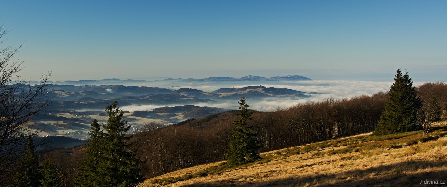 Pohled na Rožnov pod Rahoštěm